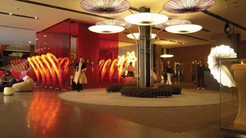 מיכאל אזולאי ו-Aqua creation במילאנו 2009