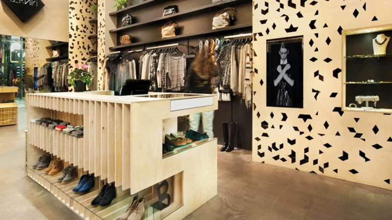 חמישה ימים ויש חנות...