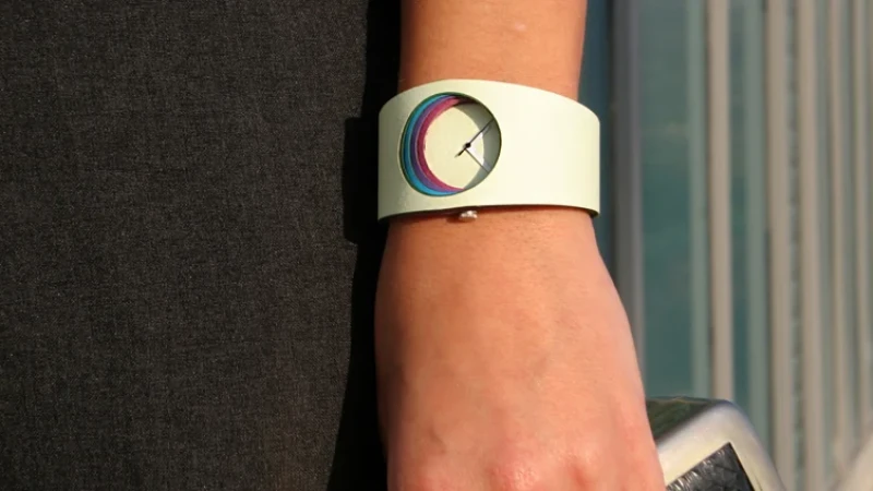 קרטון, נייר ומספריים