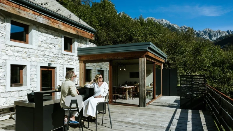 גינה נאה: תתפלאו אנו מבלים בה כ-300 ימים בשנה