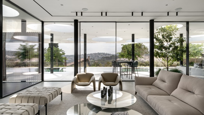 בין העיר לטבע: דן והילה ישראלביץ' מתכננים בתים שמרפאים את הנפש