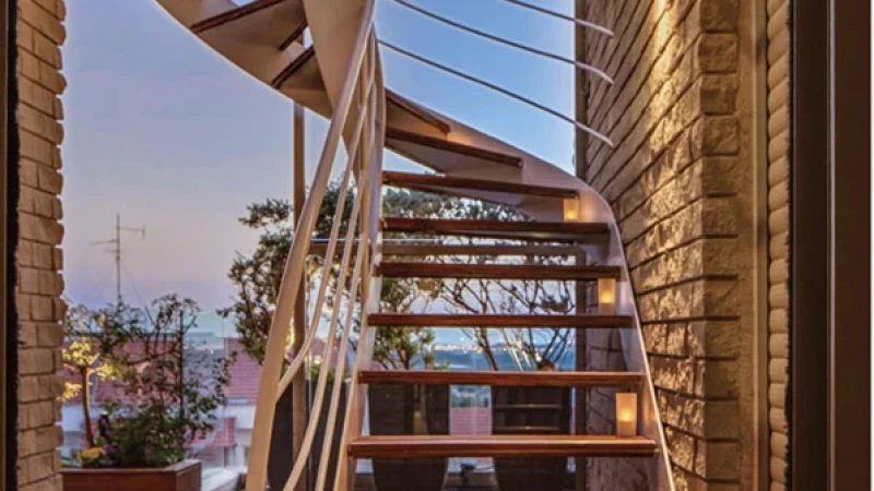 מעוצב עד הגג