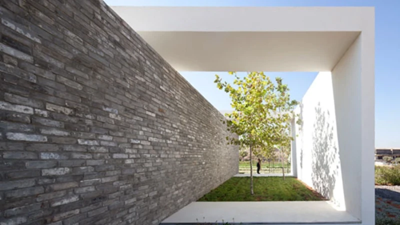 בין אדריכלות לשיווק