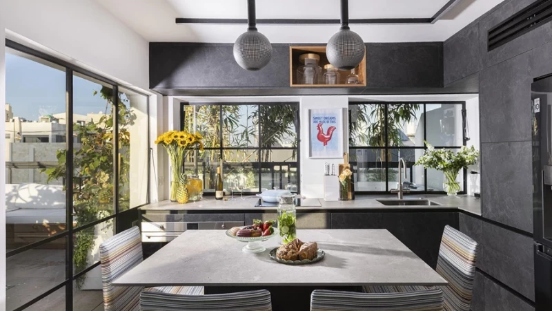 אם לגור בתל אביב, אז בדירה הזו