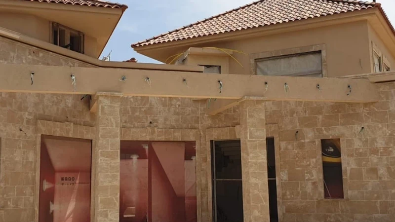 חיפוי הבית באמצעות אבן כורכר