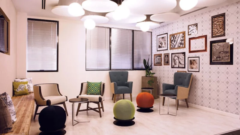 מפגשים בארגז התפוזים