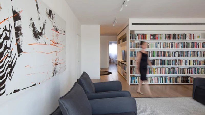 עיצוב דירת גג- לחיות עם ספרים