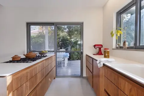 ונהפוכו...