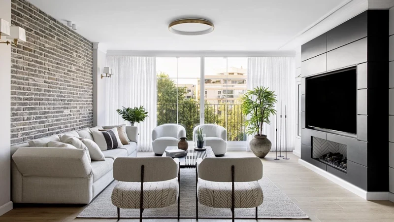 מפלט אירופאי בתל אביב: כך עוצבה דירתה של מעצבת הפנים ומשפחתה