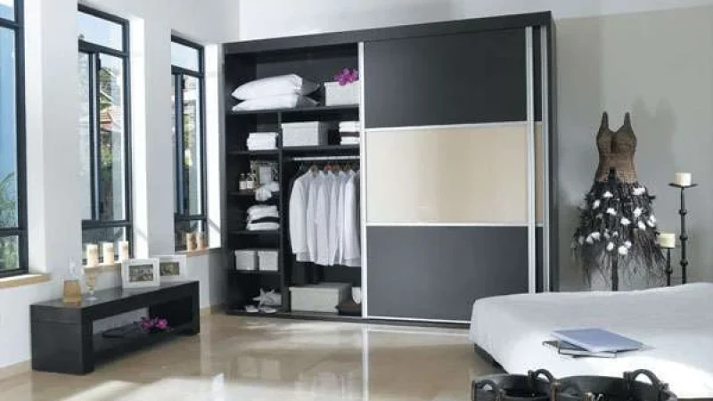 עיצוב חדר ארונות מודרני