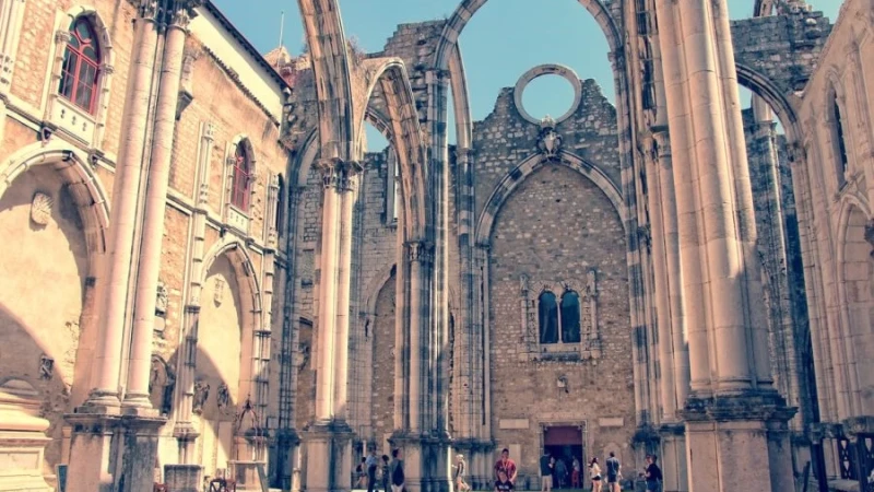 מסע בעקבות האדריכלות יוצאת הדופן בליסבון