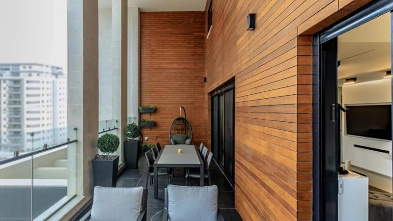 בשם הפרטיות: רואים שקוף, רואים רחוק