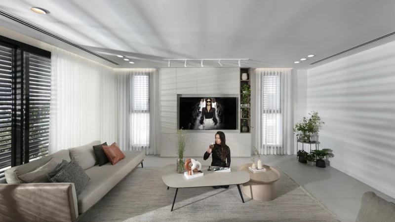 בית של אור: עיצוב שמח ומלכד למשפחה ישראלית