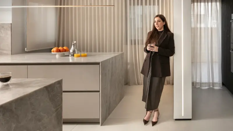 קיר הקודש: הבית שמסתיר (כמעט) את הכל