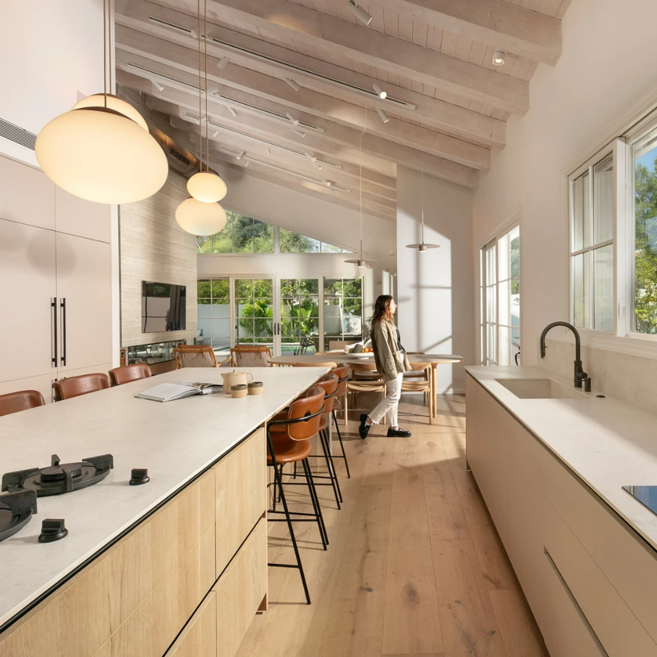 האדריכל רון שפיגל משרטט מחדש את המושג "אדריכל שירות" - וחושף את הבית שהפך ליצירה ייחודית 