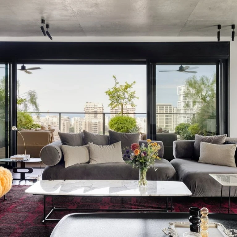 האם באמת יש דבר כזה עיצוב תל־אביבי? אריק בן שמחון משוכנע שכן