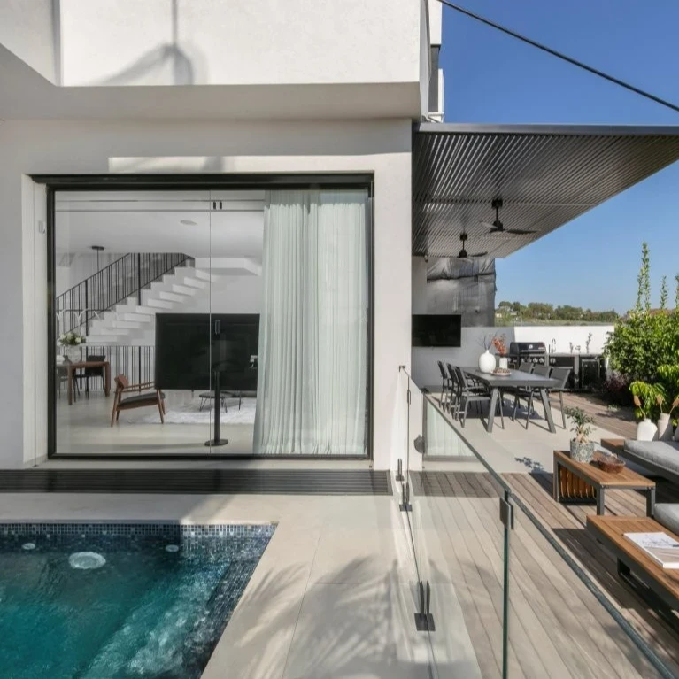 לא רק עיצוב: איך הופך תהליך אדריכלי לחלק ממסע העלייה לישראל