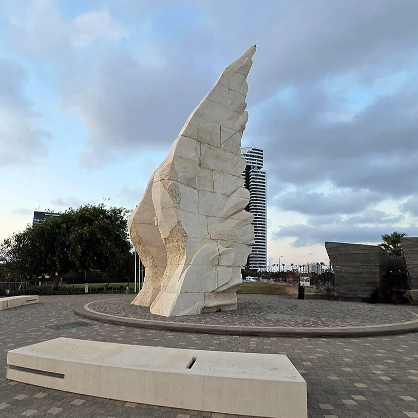 קירות מרפאים: מה האדריכלות יודעת על טראומה קולקטיבית