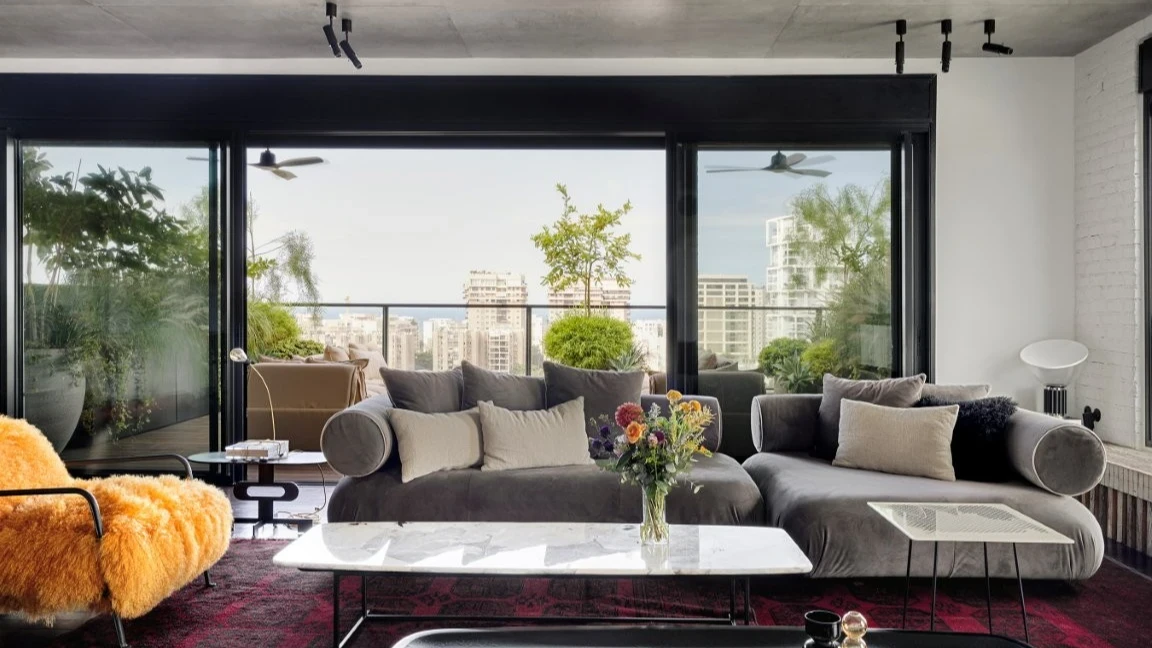 האם באמת יש דבר כזה עיצוב תל־אביבי? אריק בן שמחון משוכנע שכן