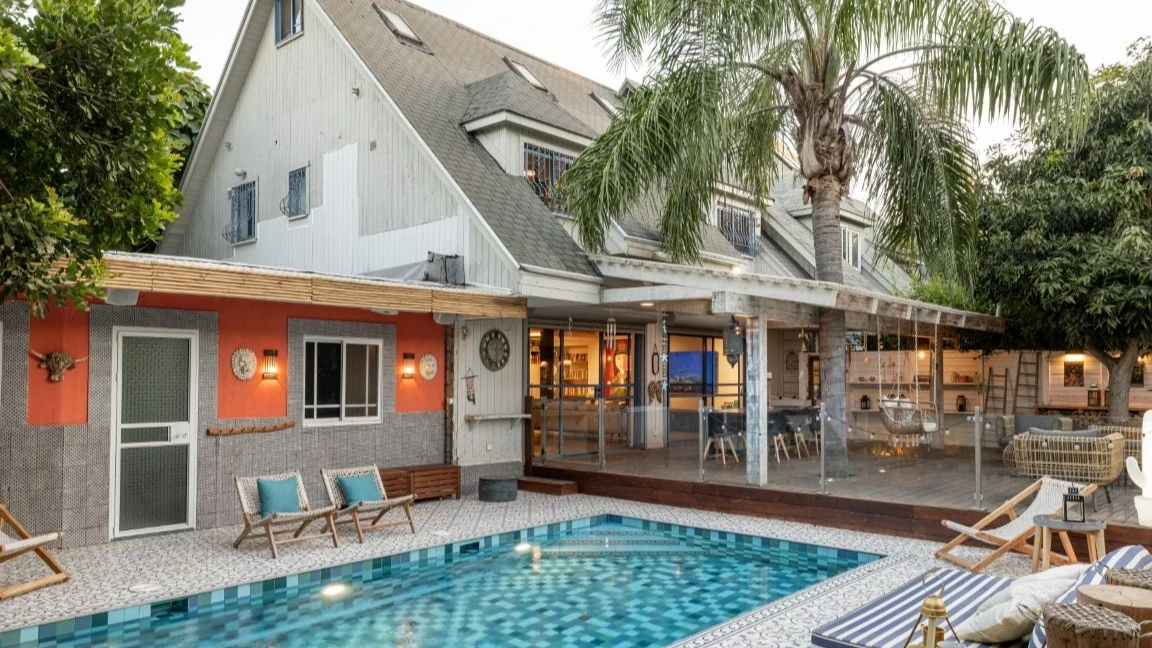 לא רק בטוסקנה: בית העץ בשרון שמאתגר את האדריכלות המקומית